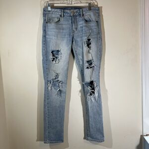 American Eagle Skinny Jeans Sz 6 Heavy Distressed Mid Rise Light Wash Denim